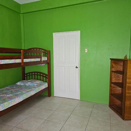 Fish Tobago Guesthouse Or Joy And Brandon Guesthouse Buccoo Rum bild