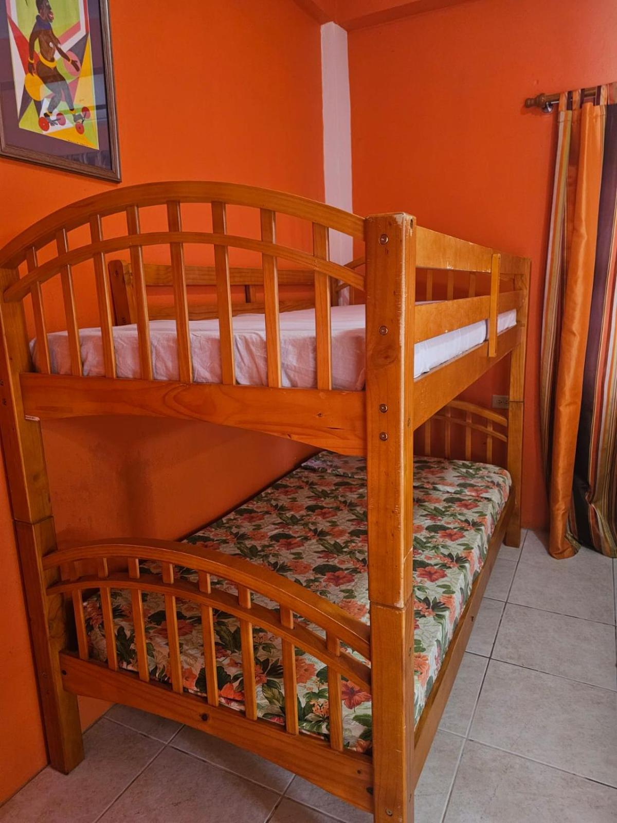 Fish Tobago Guesthouse Or Joy And Brandon Guesthouse Buccoo Rum bild